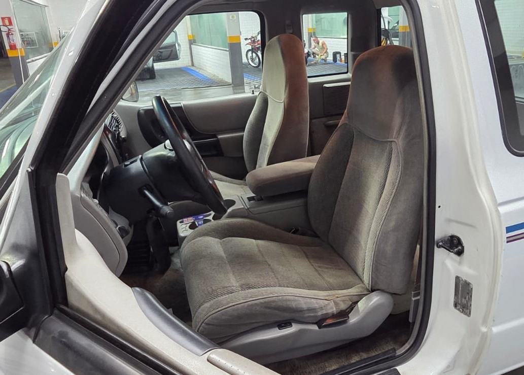Ranger STX Cabine Estendida Branca 1997 a venda | Garage84