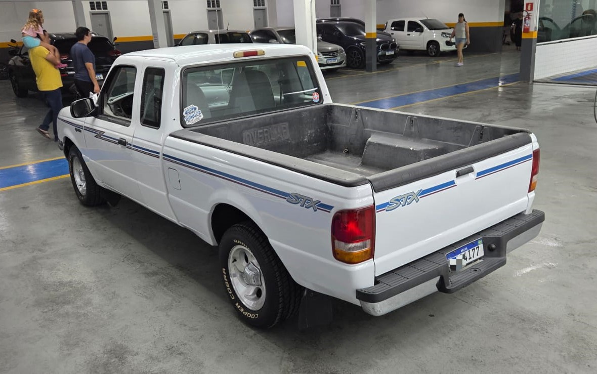 Ranger STX Cabine Estendida Branca 1997 a venda | Garage84