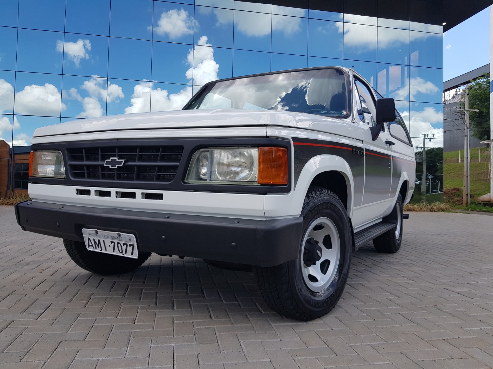 Bonanza Custom S 1993 a venda | Garage84