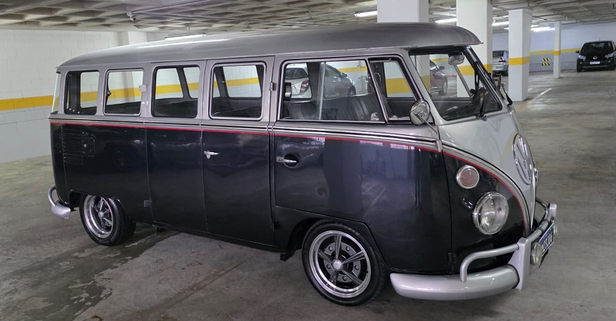 Kombi Corujinha