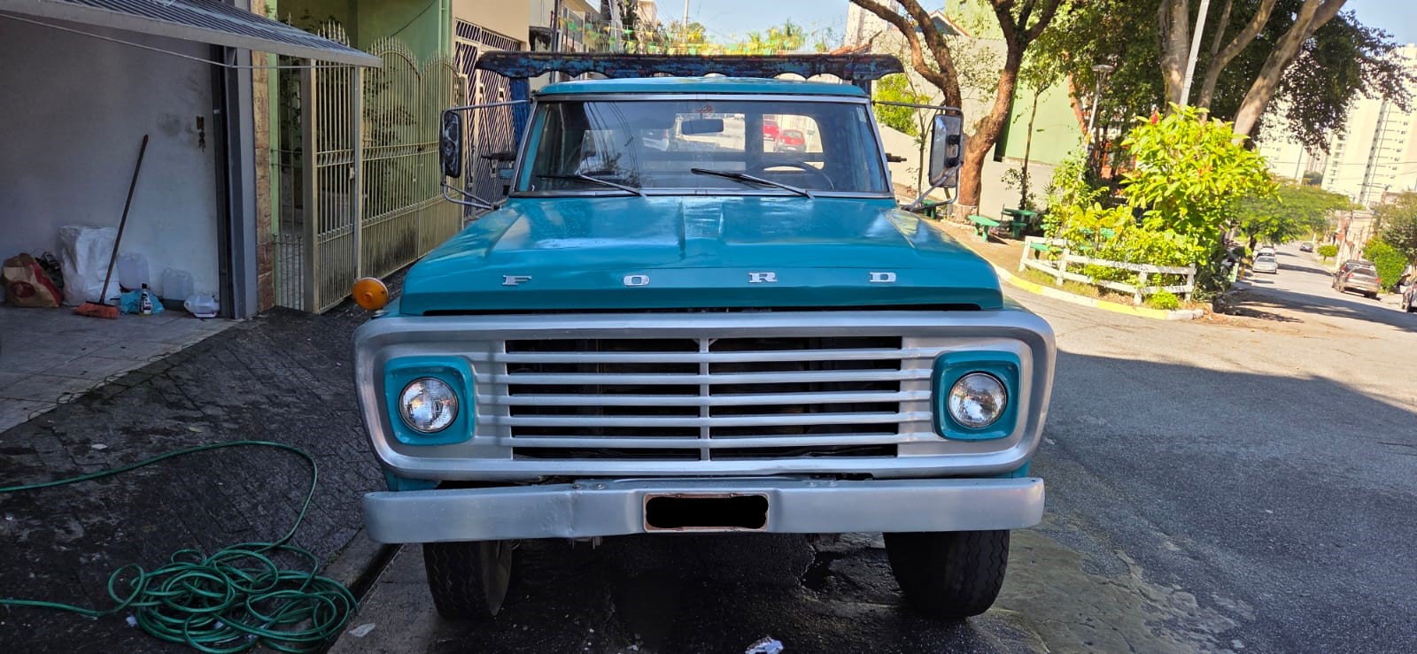 Caminhão Ford F-600 1971 a venda | Garage84