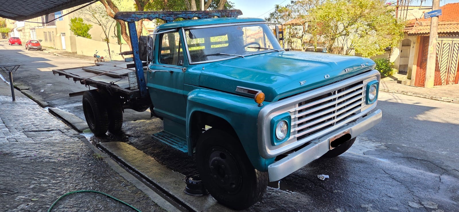Caminhão Ford F-600 1971 a venda | Garage84