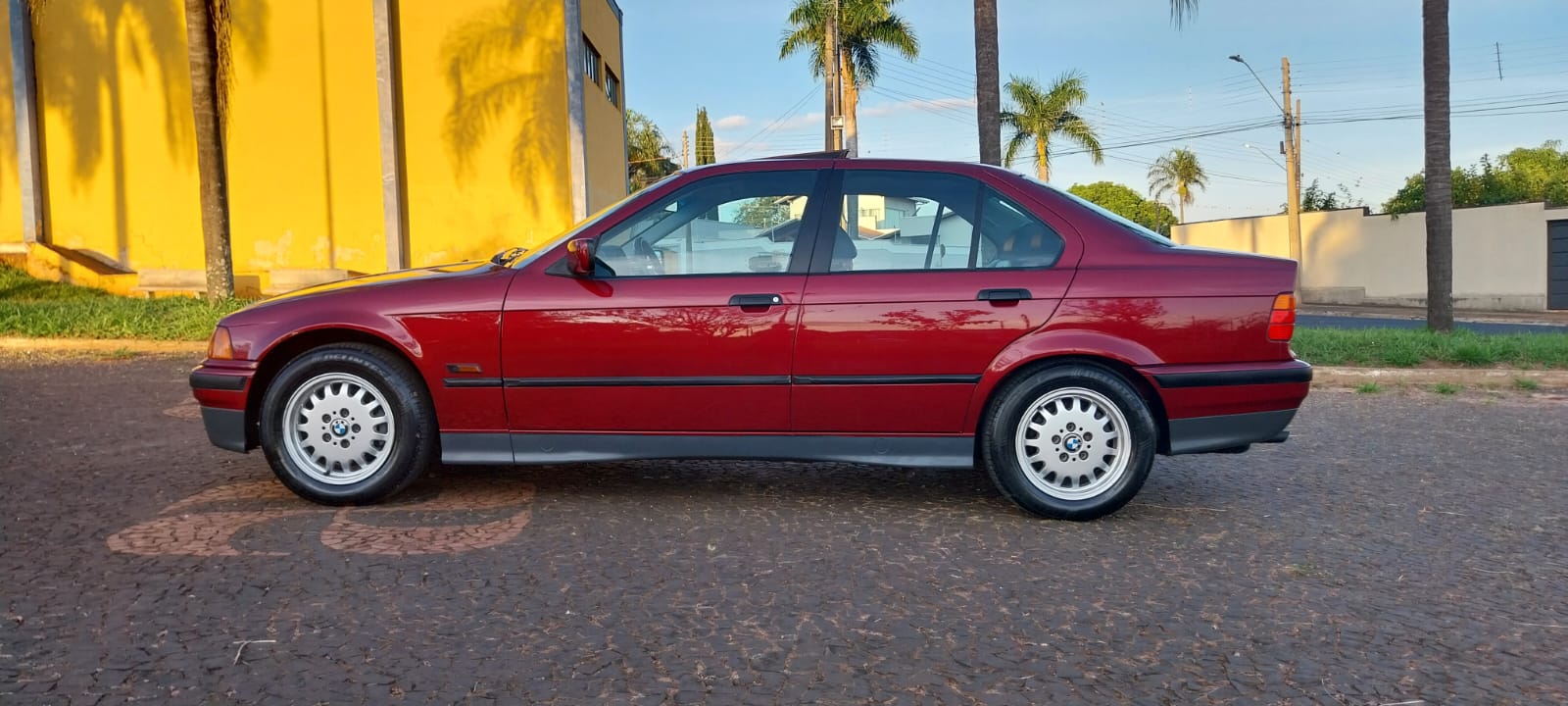 BMW 325ia 1995 a venda | Garage84