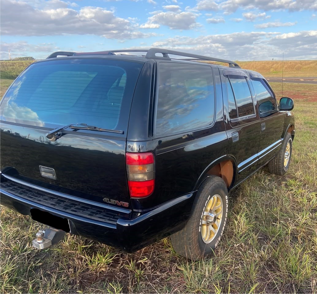 Blazer Executive 4.3 V6 2000 a venda | Garage84