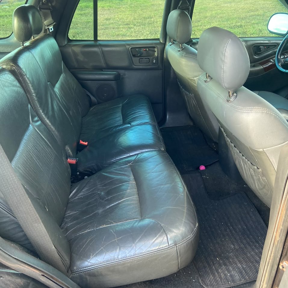 Blazer Executive 4.3 V6 2000 a venda | Garage84