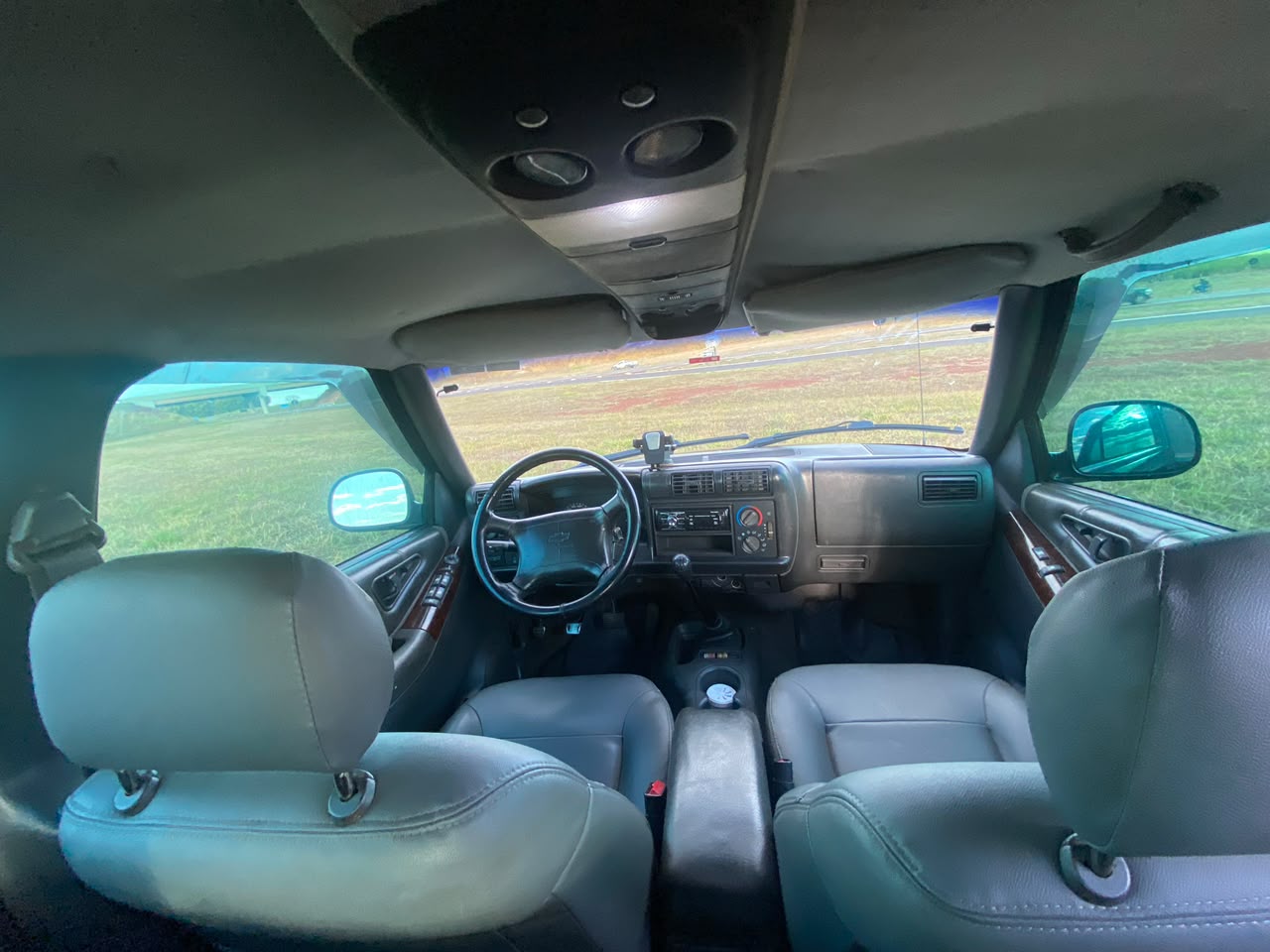 Blazer Executive 4.3 V6 2000 a venda | Garage84